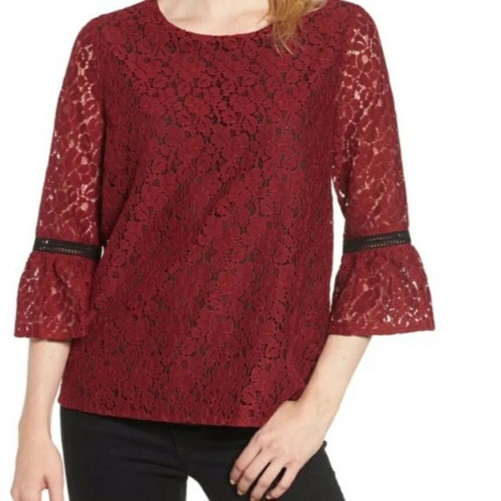 Gibson Erin Allover Lace Bell Sleeve Red Top Size‎ Small